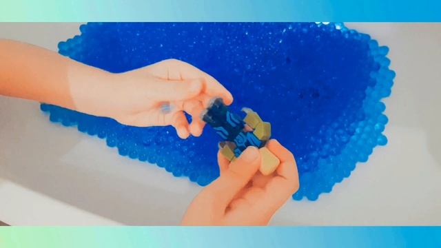 РАСТУЩИЕ ШАРИКИ В ВОДЕ! ЧТО СПРЯТАНО В ШАРИКАХ ОРБИЗ? смотреть онлайн