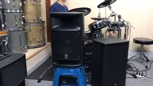 YAMAHA MSR250 with V-DRUMS смотреть онлайн