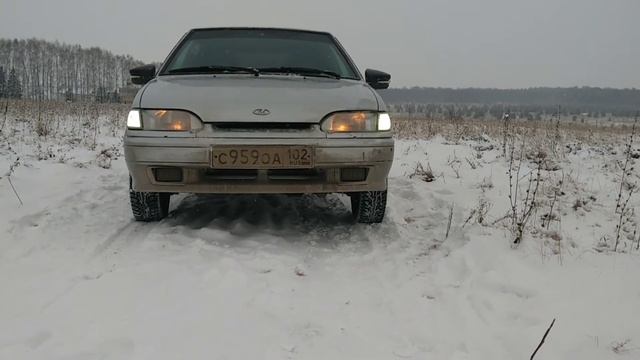 Яркие Американки на ВАЗ 2114. ДХО с функцией поворотника. смотреть онлайн