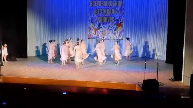 Танцевальный коллектив эстрадного танца Энергия " Мама" смотреть онлайн