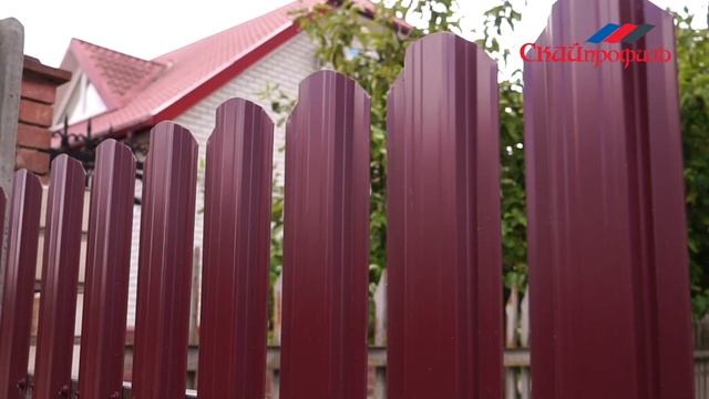 Штакетник П-образный 111 Престиж от компании "Скайпрофиль" смотреть онлайн