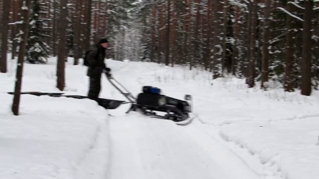 мотобуксировщик чинук в лесу смотреть онлайн