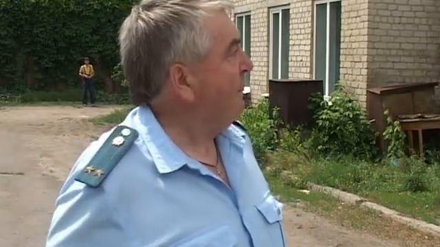 Пожар в здании приставов. г. Павловск Вор. обл. смотреть онлайн