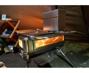 ЛЕСНАЯ ЛАЧУГА | Три дня в зимнем лесу| походная печка "Кабанчик"