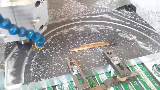 Фрезеровка полуколец для ньютона из 30мм плиты смотреть онлайн
