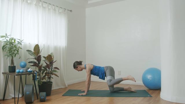 Resistance Band Workout смотреть онлайн