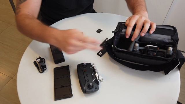 Como Transportar Drone Spark na Bolsa ORIGINAL - DJI combo FlyMore смотреть онлайн