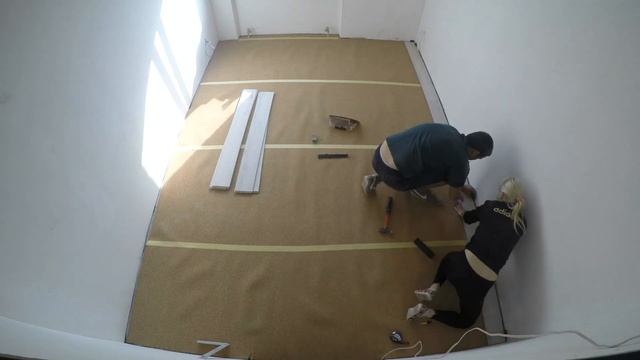 Нивелирка и укладка ламината, первый опыт. смотреть онлайн