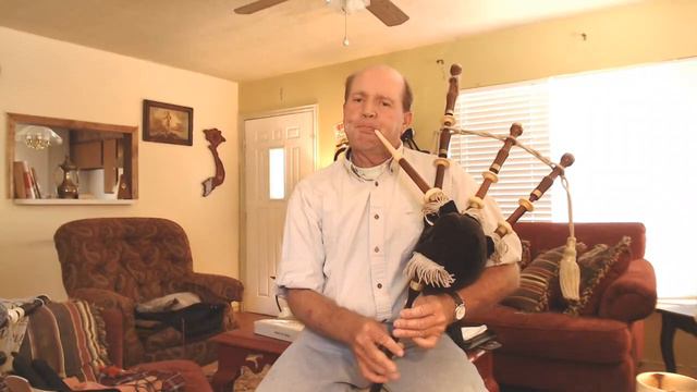 Athol and Breadalbane Gathering on the High Pitched Pakistani Parlor Pipes. смотреть онлайн