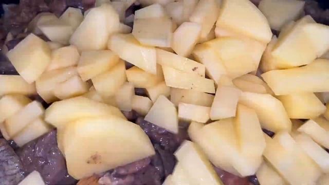 Азербайджанское блюдо Джиз-Быз из мяса ягненка/Cız-Bız/Jiz-Biz/ Fried Lamb Offal