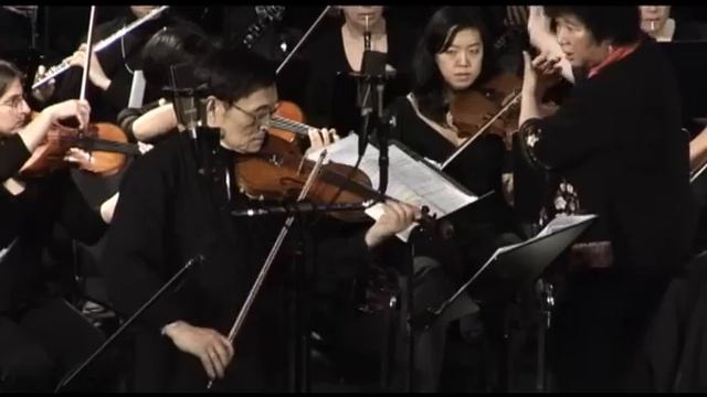 Butterfly Lovers Violin Concerto 《梁祝小提琴協奏曲》王華翼演奏 смотреть онлайн
