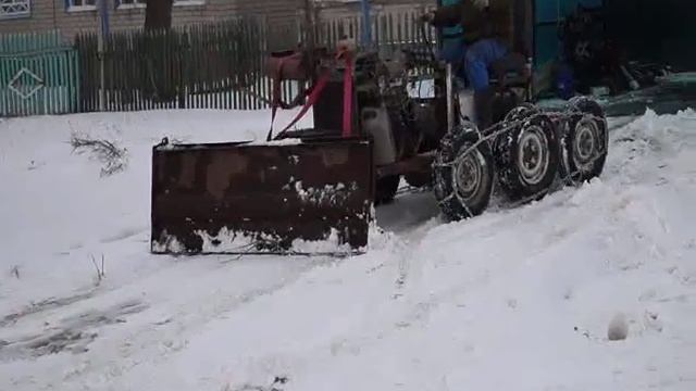 Трактор самодельный на гусеницах ,2 смотреть онлайн