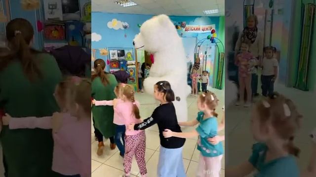 Белый мишка. Поздравление. День рождение мальчика смотреть онлайн