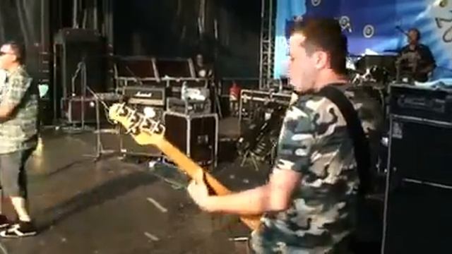 Коля ROTOFF - В модной группе!