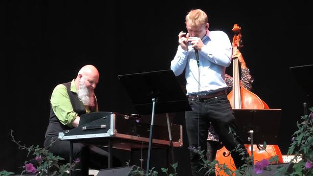 SUMMER JAZZ: TANGO JALOUSIE (Jacob Gade), by Mathias Heise & The Tivoli Ensemble 4/ - August 2020 смотреть онлайн