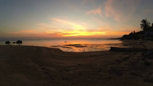 Timelapse закат с острова Панган в Сиамском заливе Тайланда смотреть онлайн