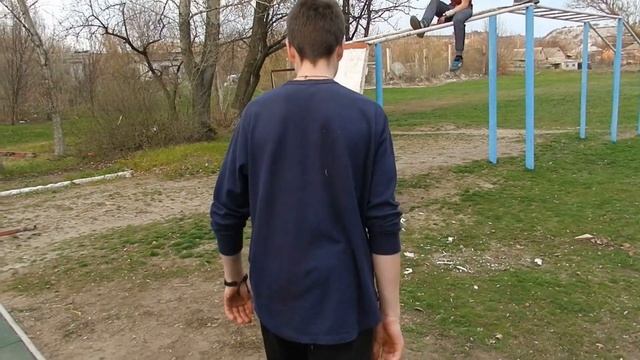 Пупок и Пирожок теперь Футболисты смотреть онлайн