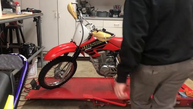 2001 Honda XR80R смотреть онлайн
