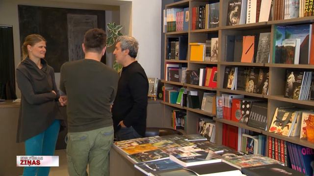 Semjona Haņina Dzeja Krievu Un Latviešu Valodā