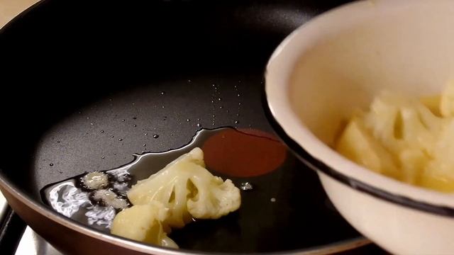 Цветная капуста жаренная в крахмале. Нежная внутри и хрустящая корочка снаружи