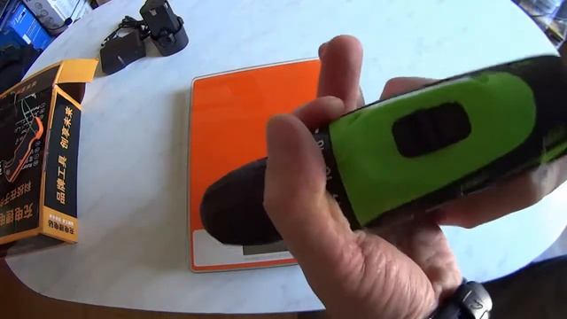 Дрель шуруповёрт 12V Li- Ion. смотреть онлайн