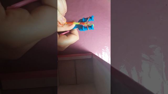 я удалила первую часть потому что я там вообще мало поплела Поэтому вот это видео одно смотреть онлайн