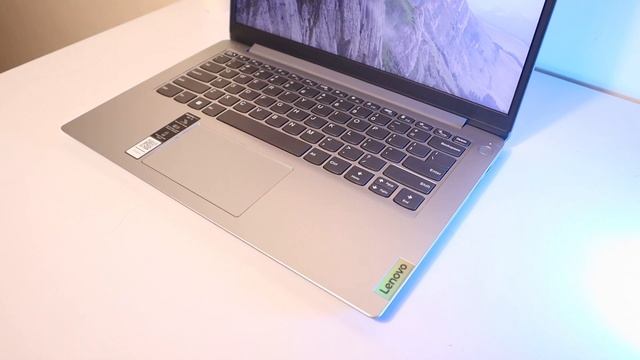 Adu AMD vs INTEL Laptop gaming 6 jutaan terbaru di 2023! Lenovo IdeaPad Slim 1 vs Lenovo V14 смотреть онлайн
