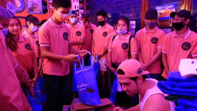 PRANK Awarding on my CREW + SALARY & Gifts to Team YOLO FAMILY! ?? смотреть онлайн