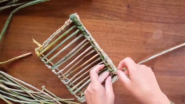 Взяла проволоку и камыш! Обалдела от результата? смотреть онлайн