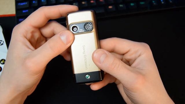 МОЙ ПЕРВЫЙ SONY ERICSSON! - k320i [ОБЗОР] смотреть онлайн