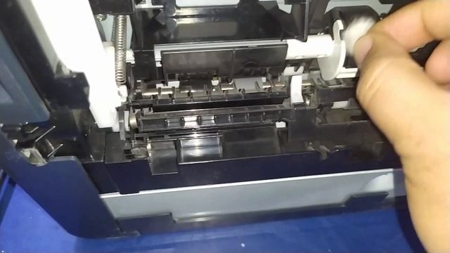 How to fix hp color laserjet cp1515n printer paper pickup problem смотреть онлайн