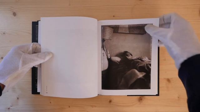 THE POLAROID BOOK _SELECTION FROM THE POLAROID COLLECTIONS OF PHOTOGRAPHY смотреть онлайн