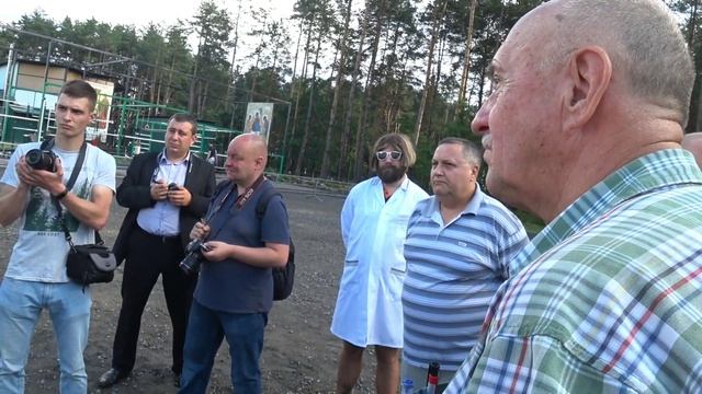 БЕЛАРУСЬ. В ПИНСКЕ пойман опп СТАТКЕВИЧ. ПАЦИЕНТЫ УСТРАИВАЮТ незаконное сборище! смотреть онлайн