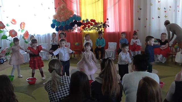 Большая стирка 2 младшая группа смотреть онлайн