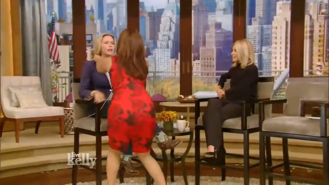 Live With Kelly 10/13/2016 co-host Carrie Ann Inaba, Téa Leoni, Norman Reedus, ndy Grammer performs смотреть онлайн