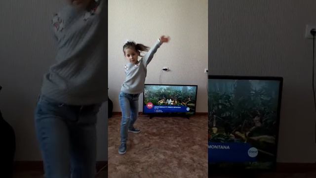 Азка танцует(2) смотреть онлайн
