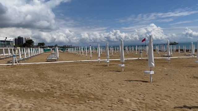Lignano Sabbiadoro Beach Italy, 2021 смотреть онлайн