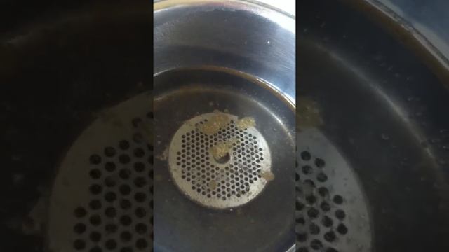Как очистить решетку от заводской смазки Мясорубка смотреть онлайн