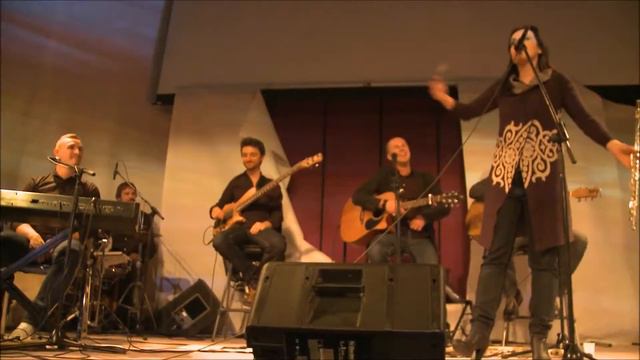 Shamballa & Tinkara Kovač: Kaj se zgodi, ko se srečata rock in meditacija? смотреть онлайн