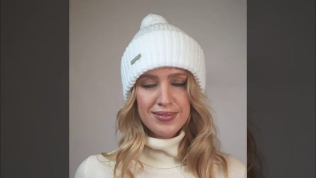 DSR86-1 Шапка жен. 50% шерсть,50% акрил разм.57 FABRETTI