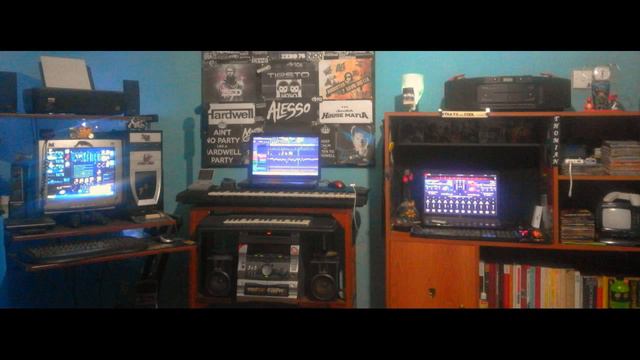 Electronic Dance Music (EDM) Set Of One Hour 2014 - Dj Pramuka 爀