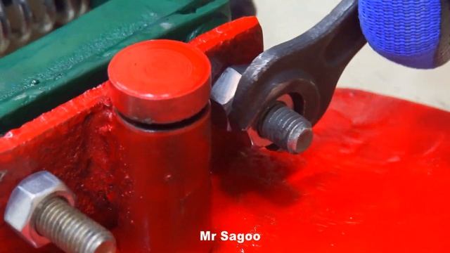 A Blacksmith's Hammer With Your Own Hands смотреть онлайн