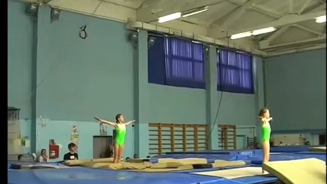 20140626 Батут Синхрон СветаДаша смотреть онлайн