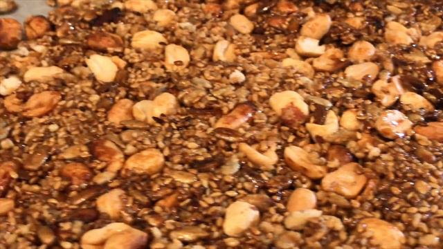 how to make Homemade Vegan Brittle/Козинак or Gozinaki/Rockin Raffi Episode 21 смотреть онлайн