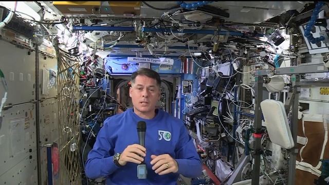 Space Station Commander Discusses Life in Space with Massachusetts Students смотреть онлайн