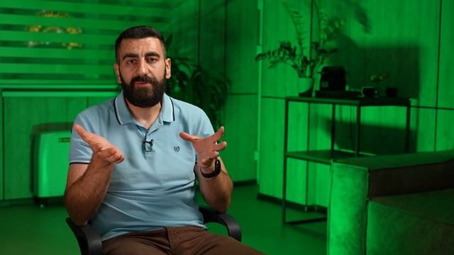 Чем отличается бизнес-тренер от учителя и других специалистов — Аскар Хосанов | ALPHA смотреть онлайн