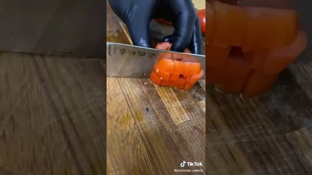 Салат с креветками смотреть онлайн