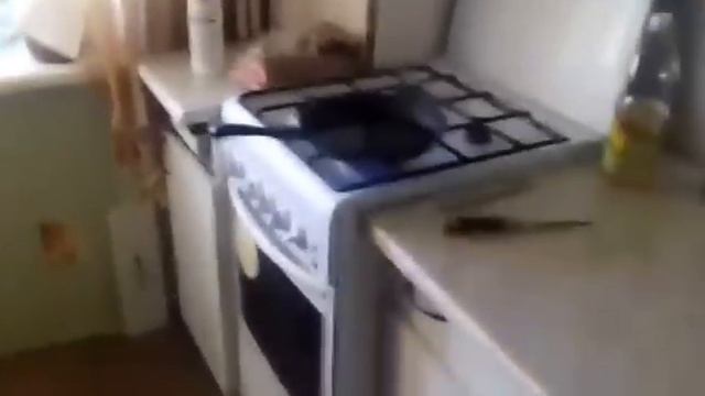 Опыт: раскаленное масло и вода