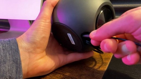 Creative Pebble V3 Review | Crisp Audio, Compact Size, AND Low-Cost?