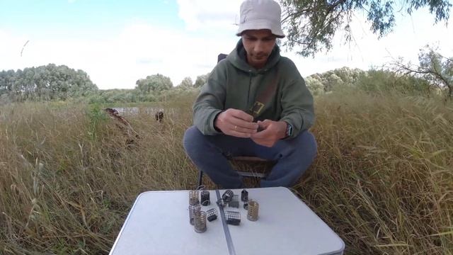 Фидерные кормушки для стоячей воды. Какую кормушку выбрать для озера?